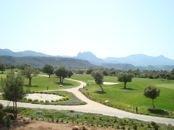 Поле для игры в гольф на Северном Кипре